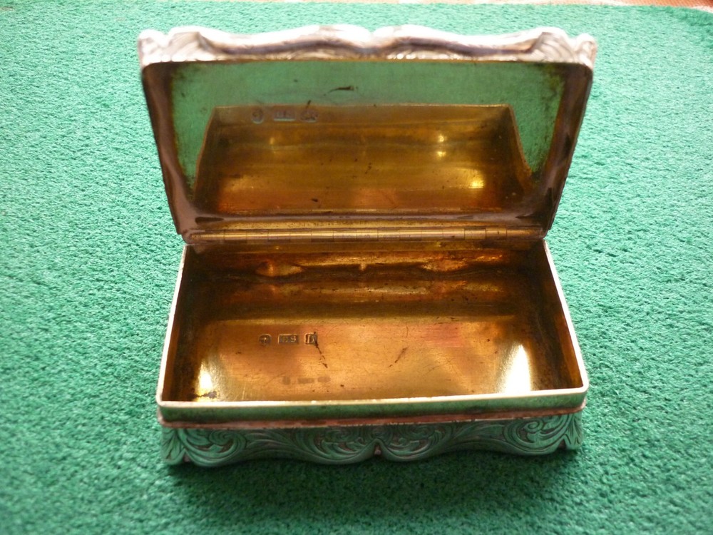 Antique Silver Snuff Box, Birmingham 1852 Edward Smith