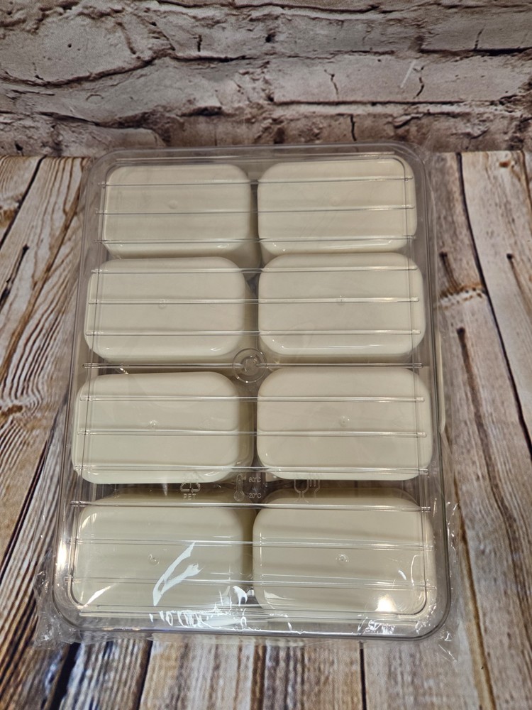 Off White Snacklebox Travel Snacks 8 Compartment With Handle