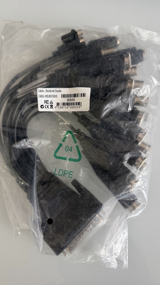 BLACKMAGIC-DESIGN BMDPCB95 REV-A1 Decklink Studio 2 Cap Card with Breakout Cable