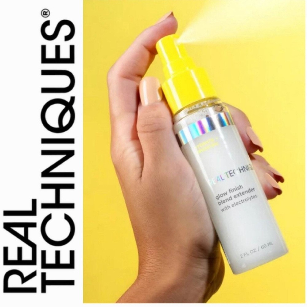 Glow finish blend extender with electrolytes by Real Techniques