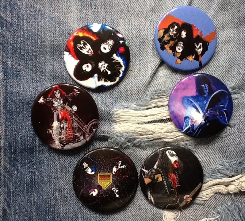 6 ☆ NEW KISS 1.75" Buttons Pin Ace Frehley Gene Simmons Peter Criss Paul Stanley