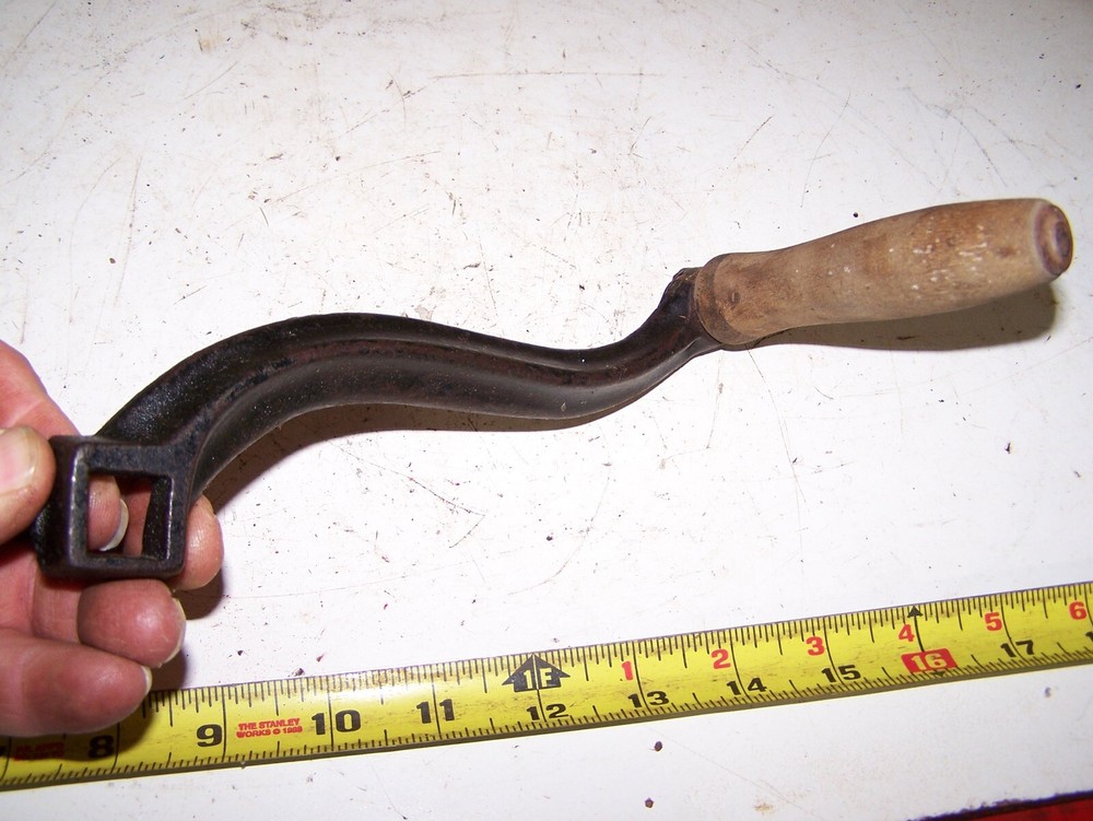 NOS Cast Iron Crank Handle Corn Sheller Pump Grinder Roller 5/8" SQUARE Shaft