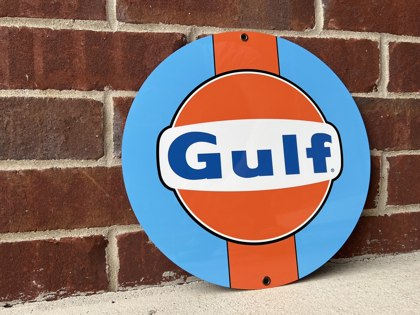 Gulf racing advertising sign oil gas porsche ford Gt40 Round Metal