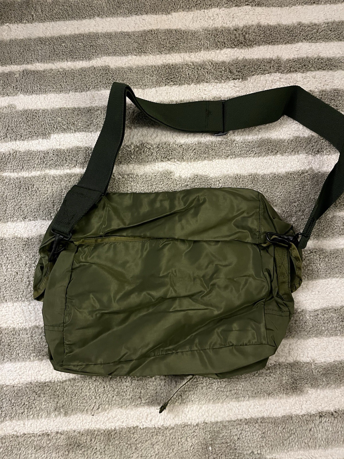 NEW U.S. Military Combat Medical (CLS Bag) NSN: 6546-00-912-9870 OD Green