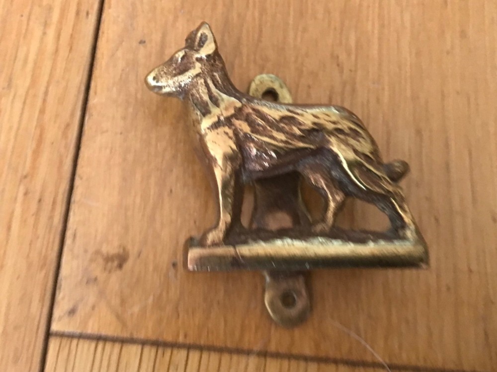 Vintage Brass German shepherd door knocker. (CD3)