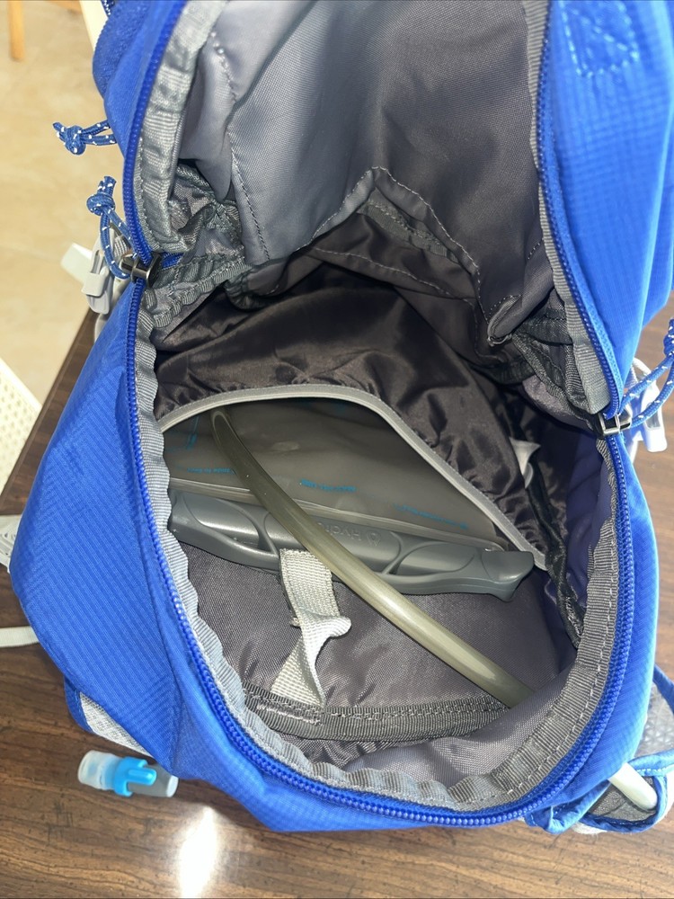 Columbia Silver Falls 2L Hydration Pack 6L Backpack Blue