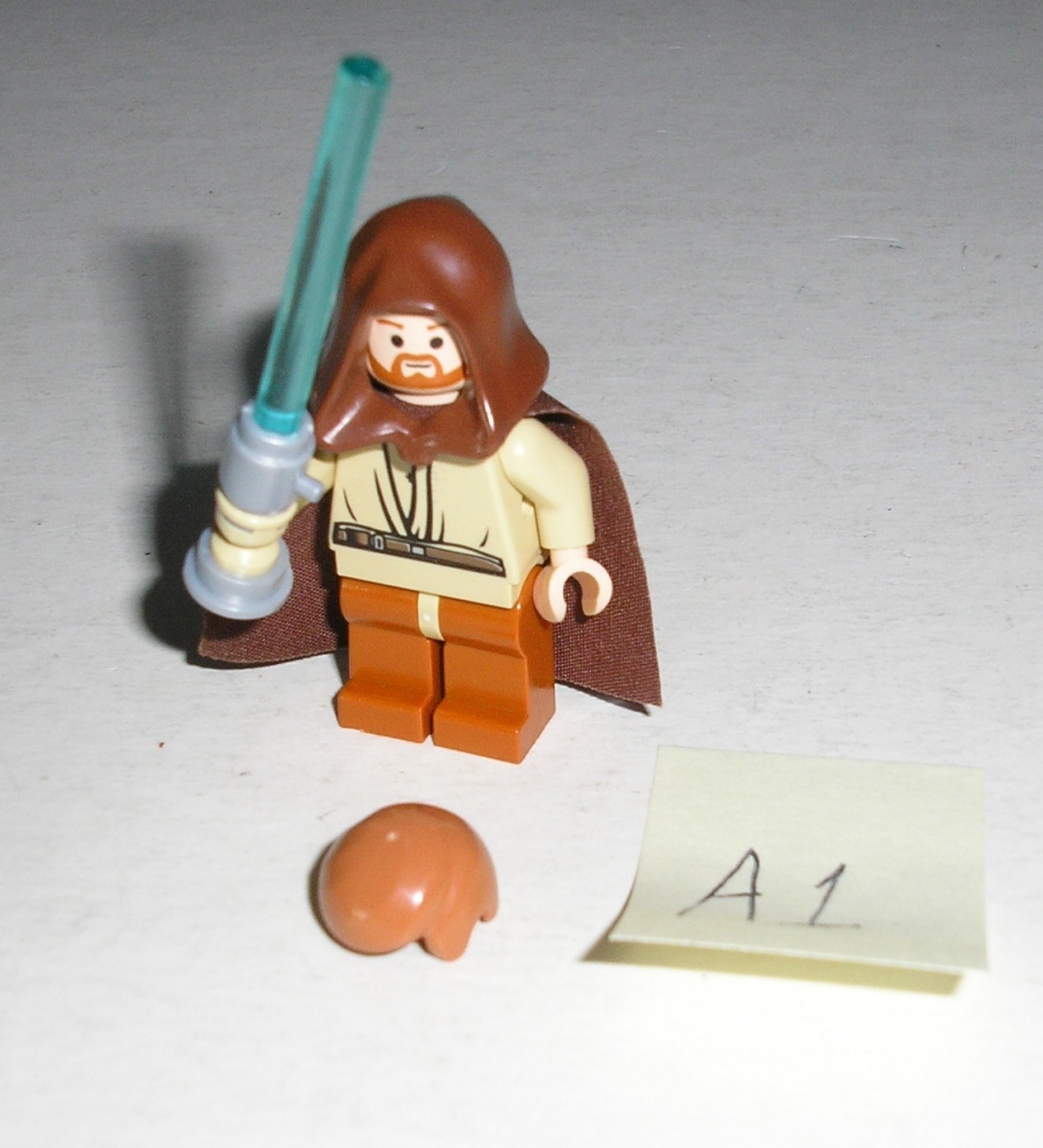 Lego Star Wars OBI-WAN KENOBI Light-up Lightsaber Minifigure 7257 (Works!) (A1)