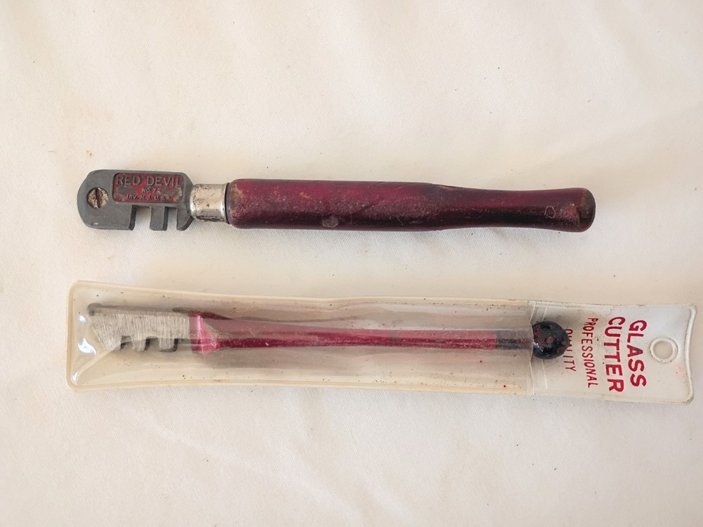 2 Vintage Glass Cutters EUC