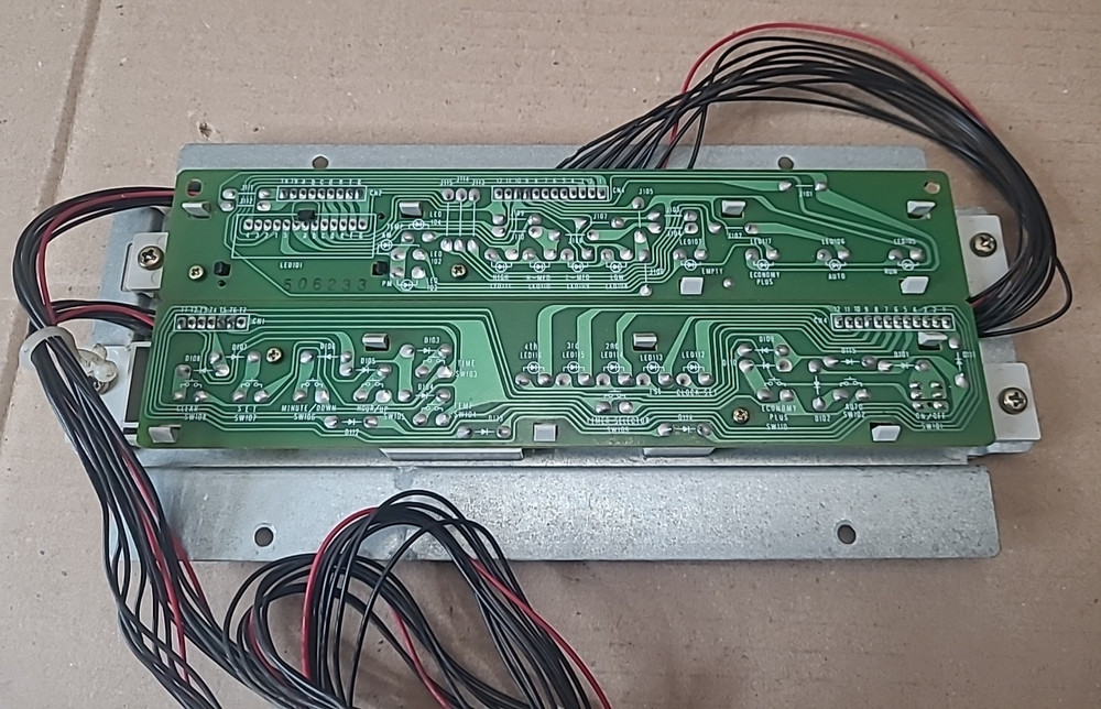 Monitor MPI 441 Heater Control On Off Temperature Button Computer Panel Board
