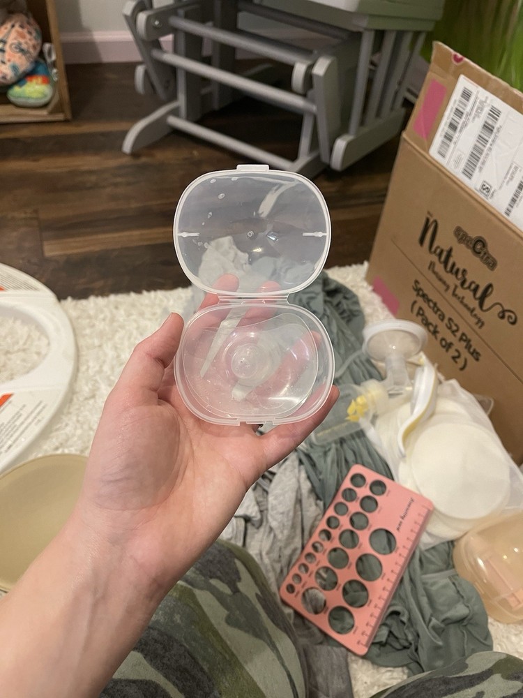Breastfeeding lot