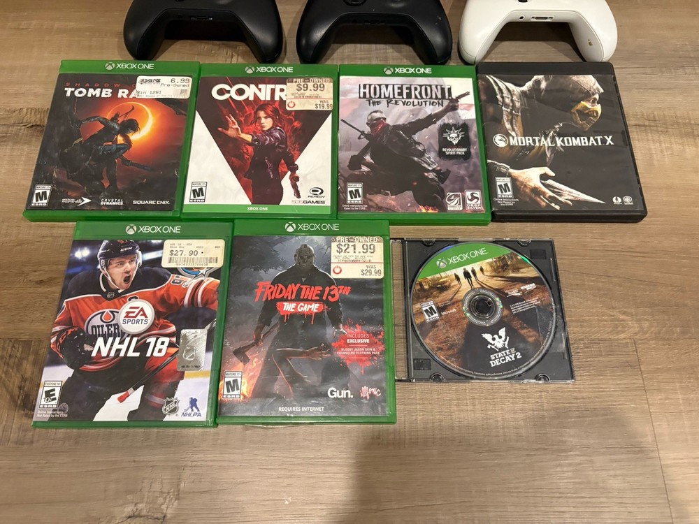 Microsoft Xbox One 1540 500GB Console System Bundle W/ 3 Controllers & 7 Games