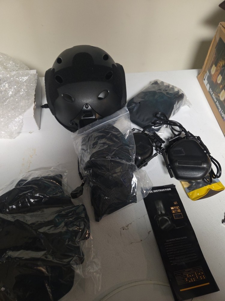 Air Soft Helment With Headset XL