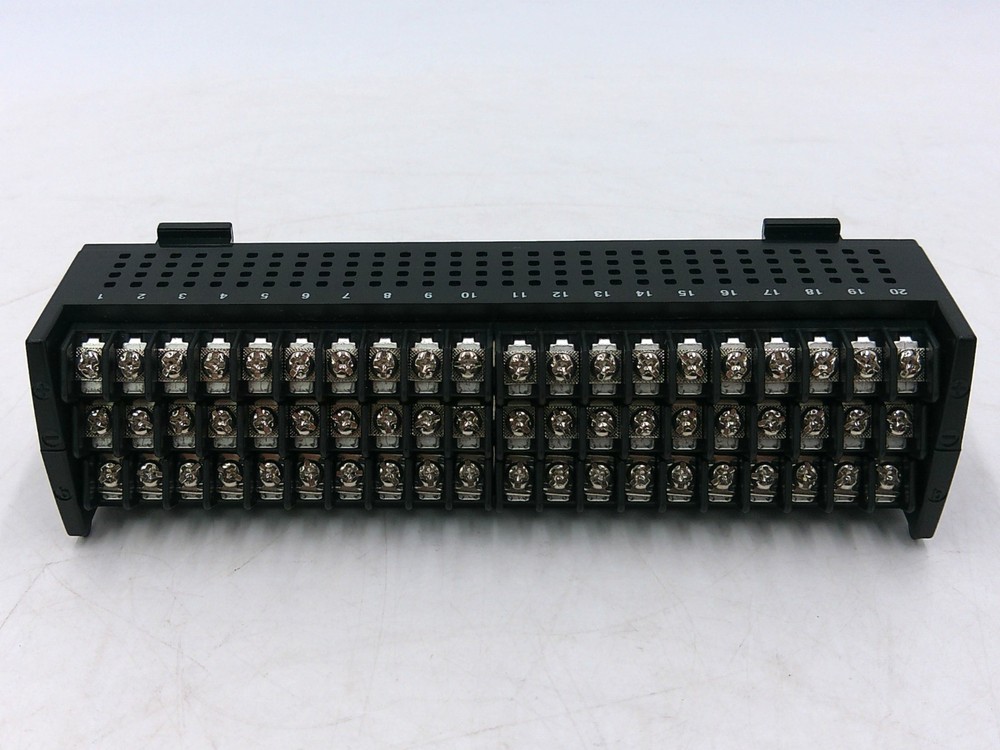 GRAPHTEC B-565 High-voltage high-precision terminal for GL840 R3558