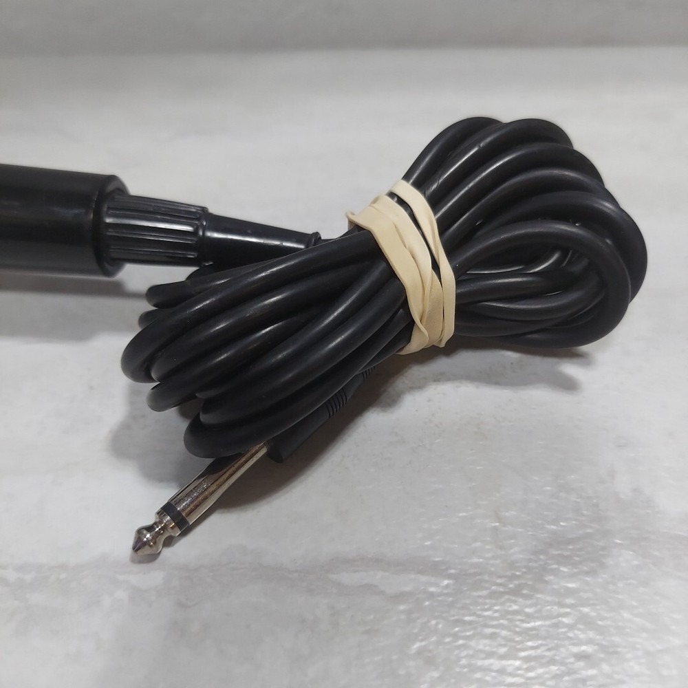 Singing Machine Wired Unidirectional Dynamic Karaoke Microphone Black