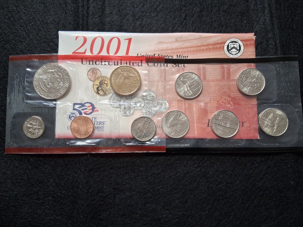 2001 US Mint Set P and D