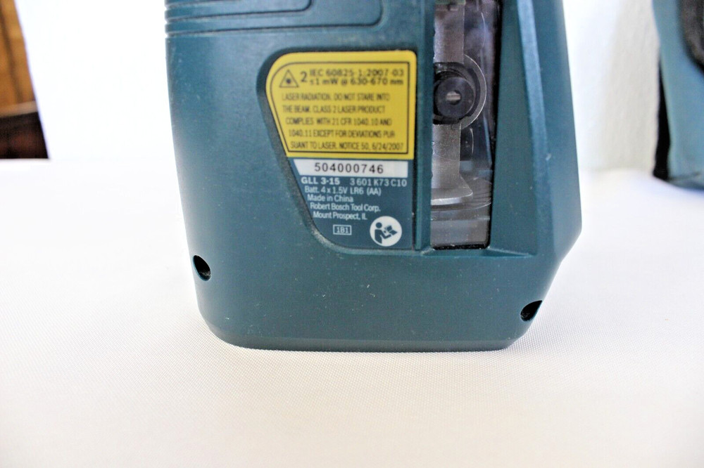 Bosch GLL 3-15 Self-Leveling 3-Line Laser 50 ft Range