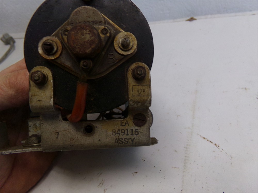 BENDIX AVIATION ECLIPSE VOLTAGE REGULATOR P/N 1042-17-A - PART AS IS UNTESTED