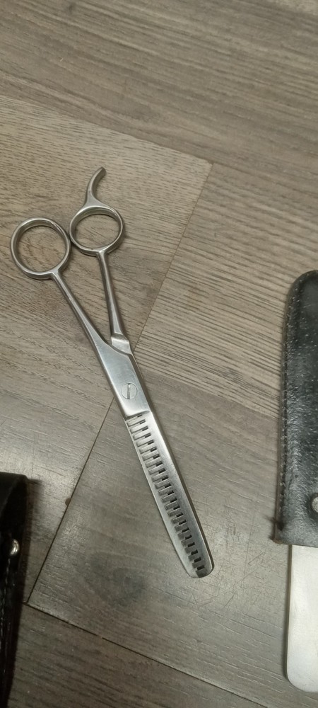 Antique Quick Trim Kit - Scissors And Comb