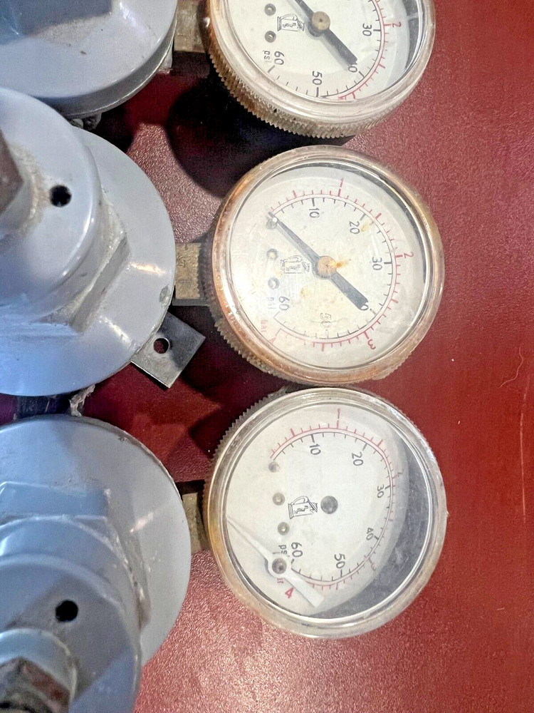Four Product Secondary CO2 Regulator