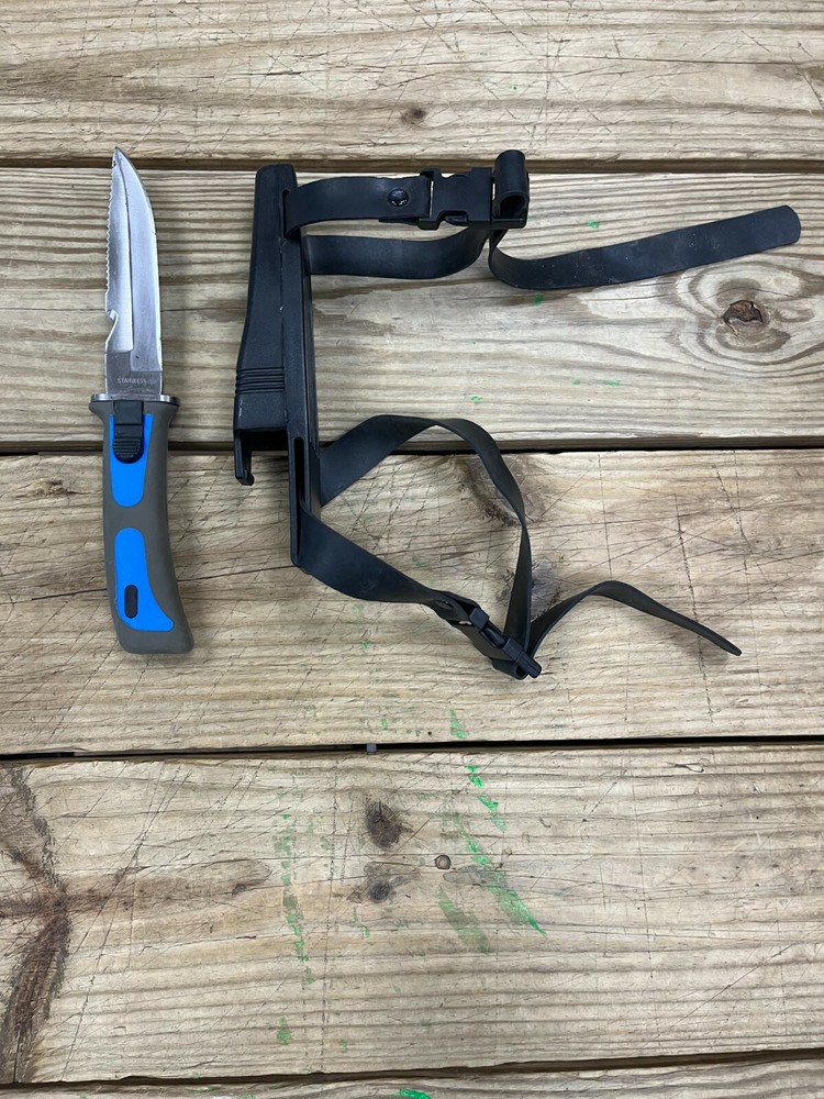 Dive knife and sheath