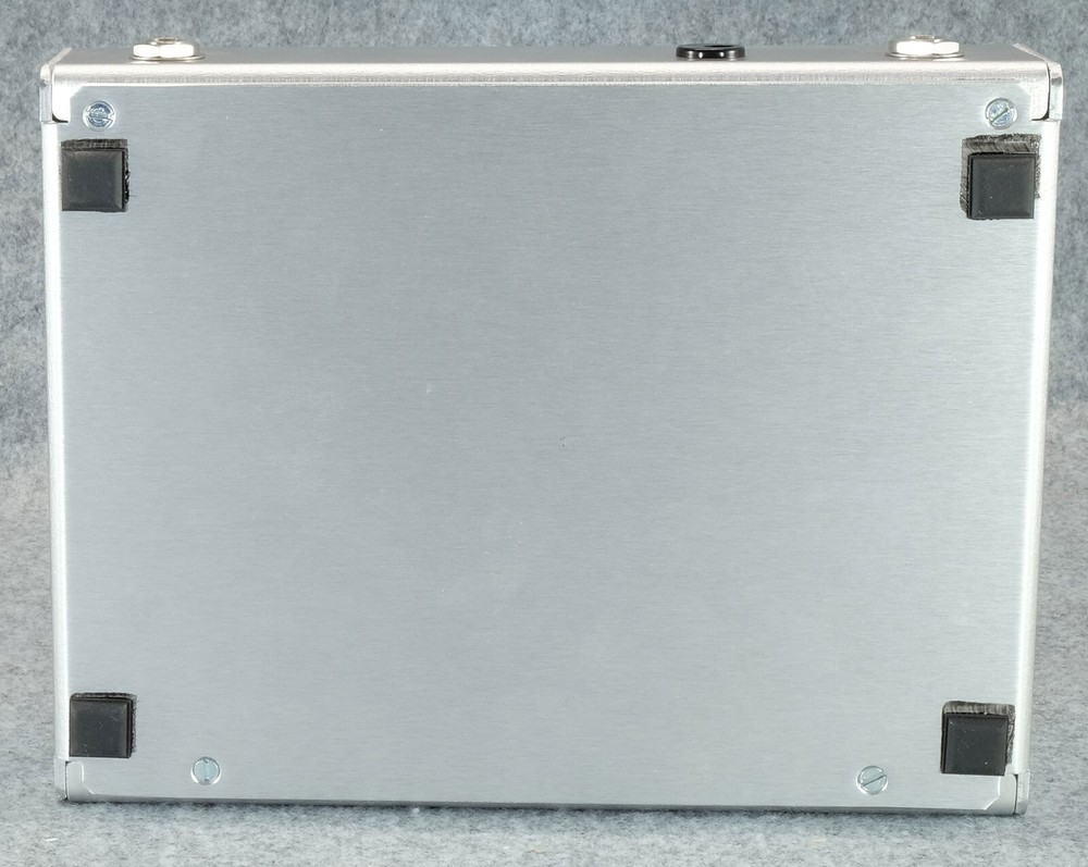 Large Format Origin Effects Sliderig Dual-Chained Limiting Amplifier Compressor