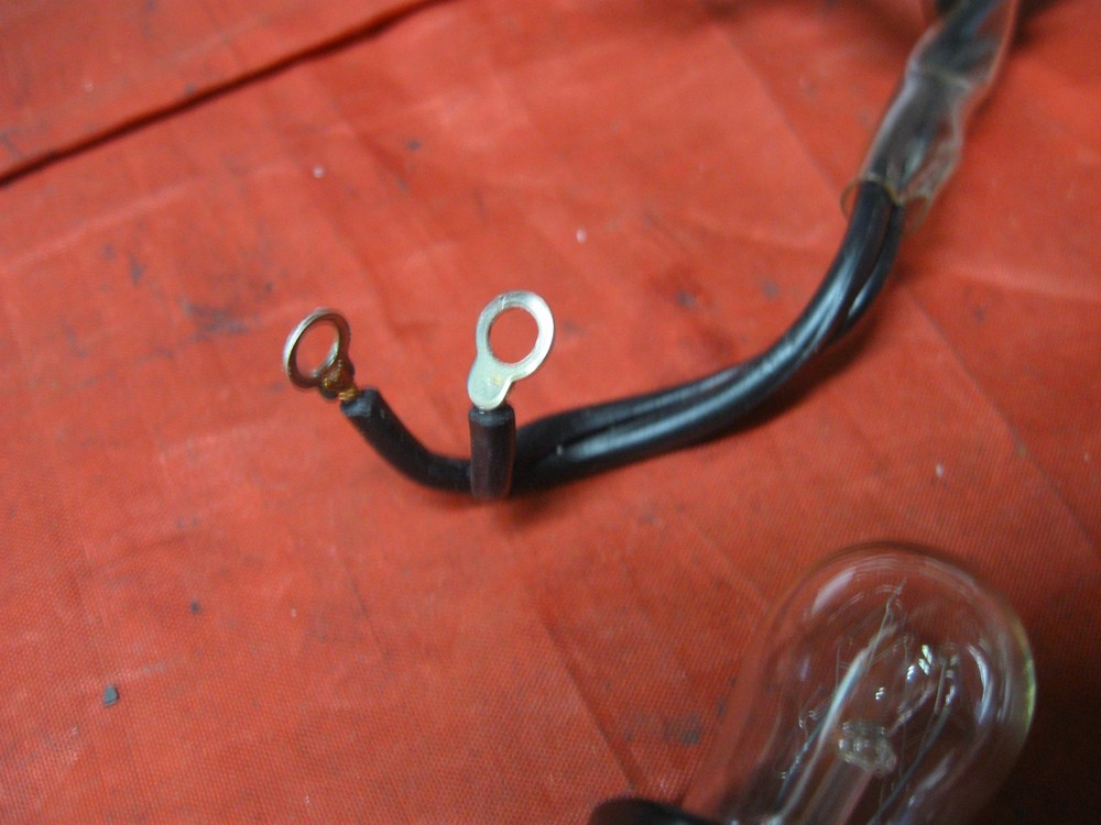 NECCHI 535FA Sewing Machine Light Socket Assembly VINTAGE