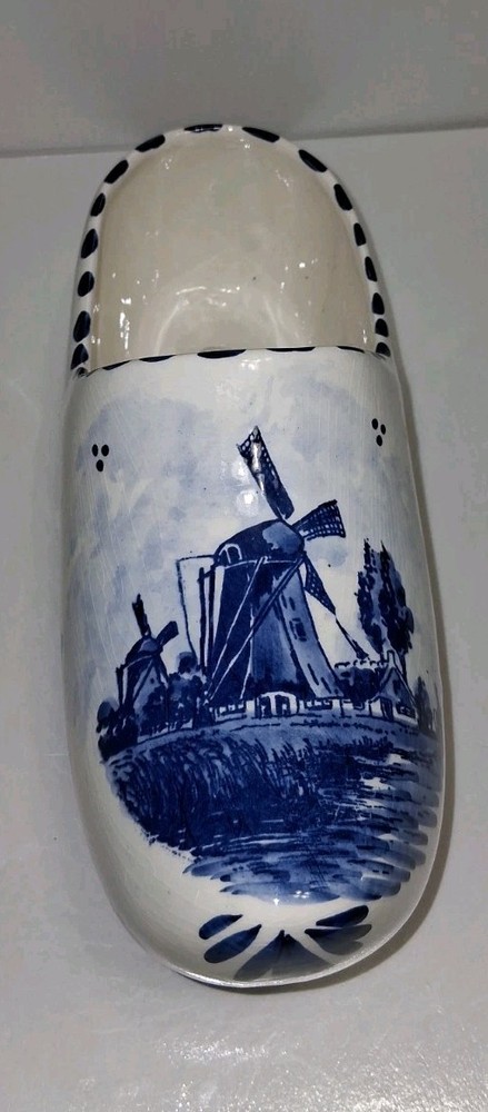 Hand Painted Holland Ceramic Shoe