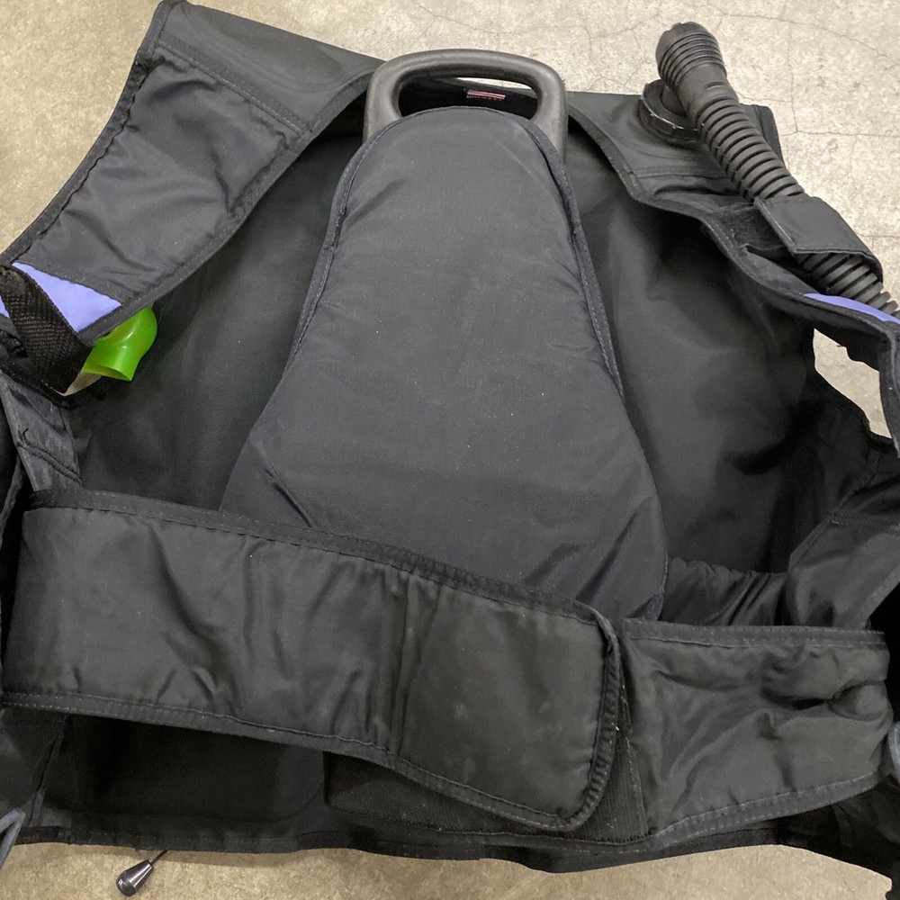 Cavalero Aqua Lung Divers Vest Size Medium (Pair)