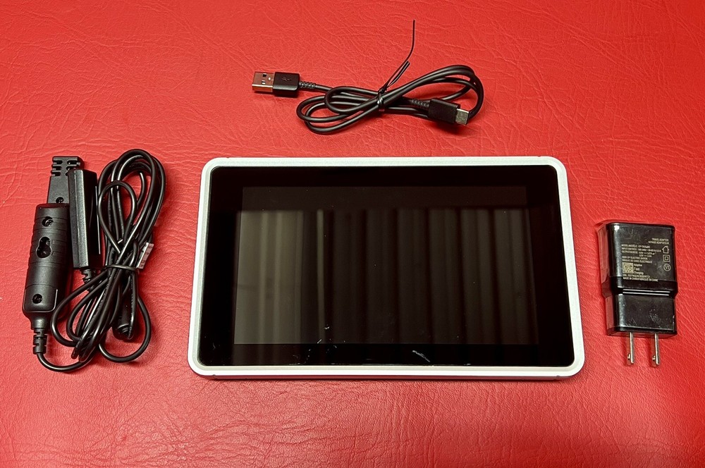 Cole Parmer 20250-40 Traceable 9012 Temperature/RH Touch Screen Recorder