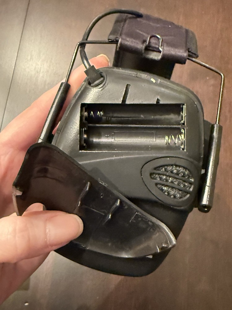 Axil Trackr Electronic Headmuff