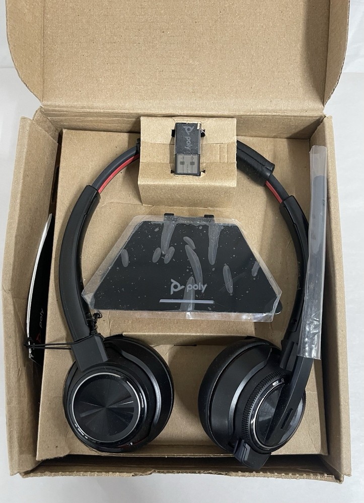 Poly Savi 8220 UC DECT Wireless Headset System- Connects to Computer Only.A2