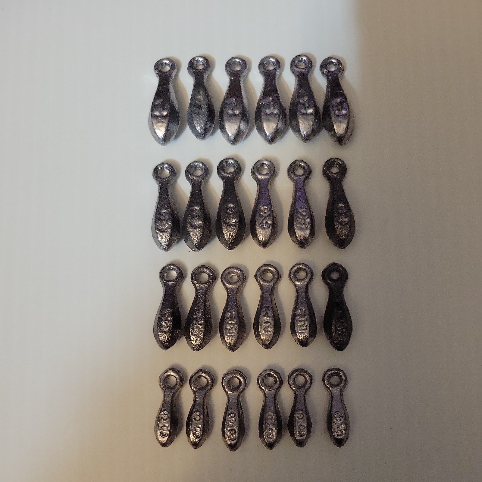 Lot Of 24 Assorted Bank Fishing Sinkers