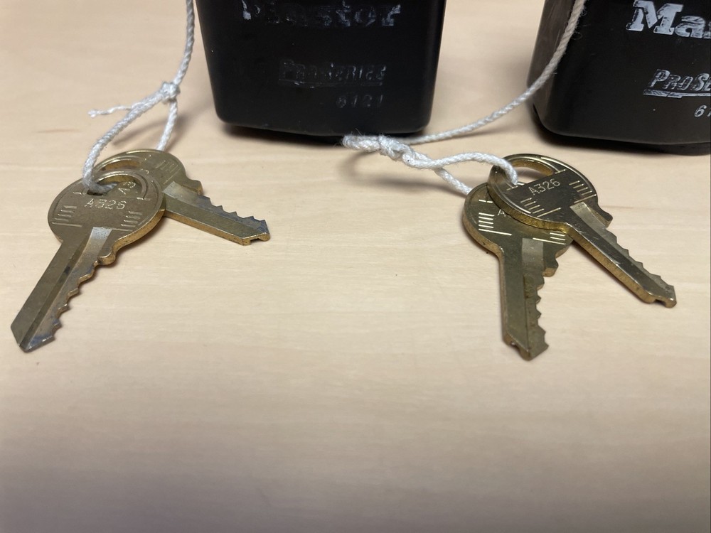 Master Pro series 6121 keyed the same padlocks set of 2, Same Keys
