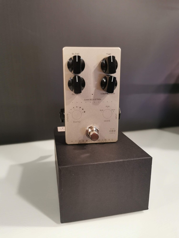 Darkglass Electronics Hyper Luminal Compressor