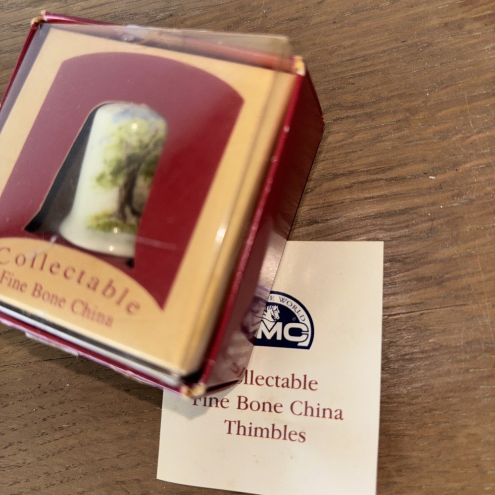 Collectible Fine Bone China Thimble Royal Mail Box