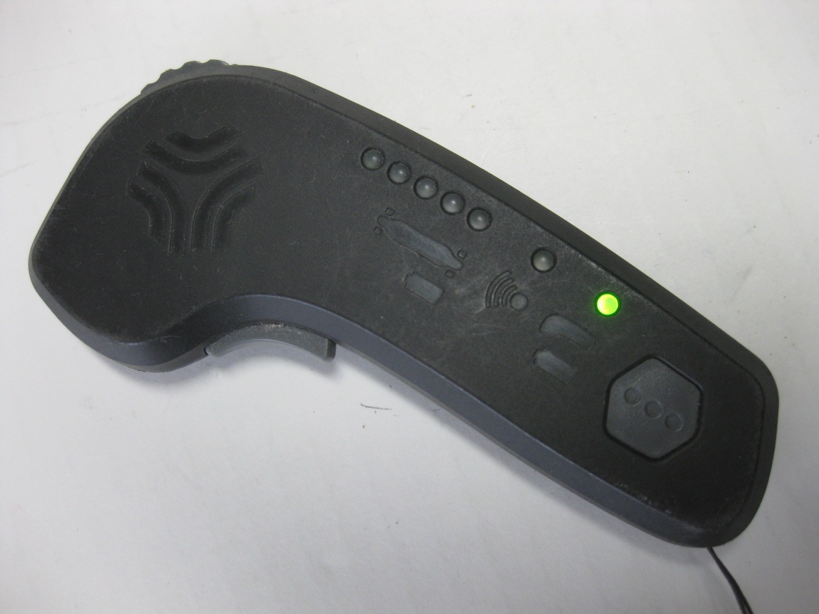 Boosted Board V1 Electric Skateboard with Remote & Charger –FOR PART ONLY