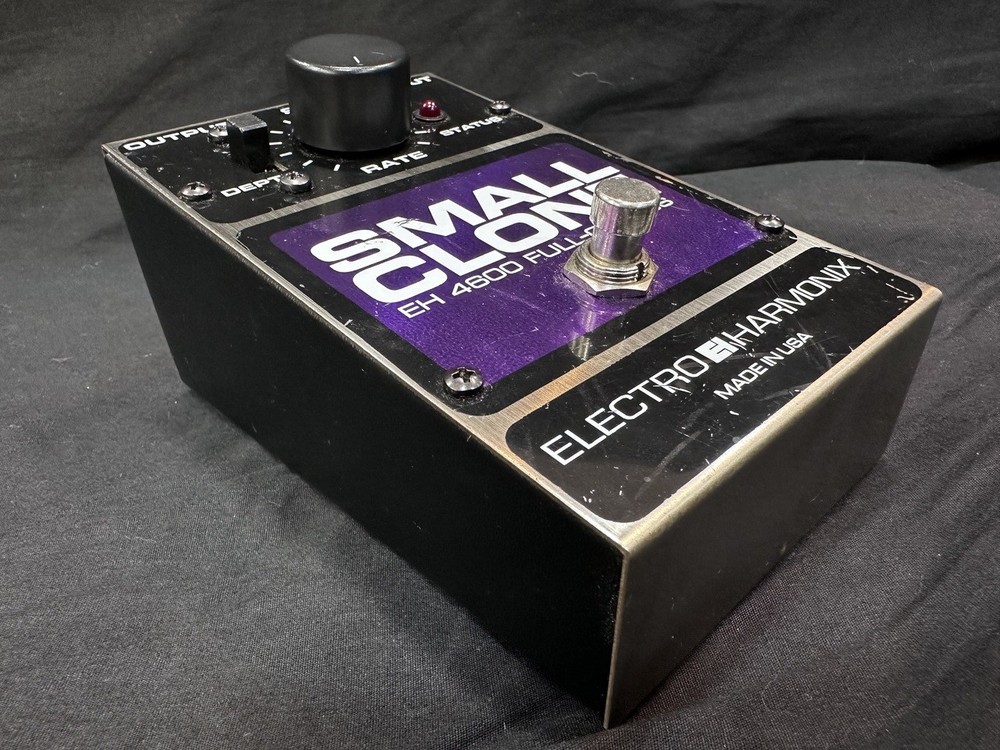 Electro-Harmonix Small Clone Analog Chorus Guitar Effects Pedal Used