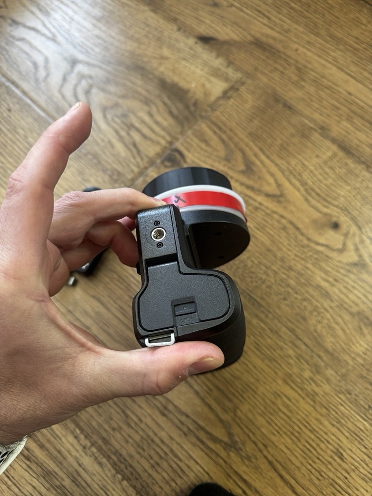 DJI Focus Pro Hand Unit + Focus Motor