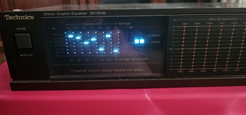 Technics SH-8046 Stereo Graphic Equalizer Touch Pad Computer Equalizer Vintage