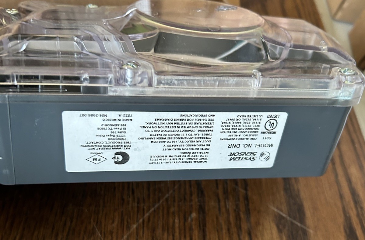 SYSTEM SENSOR Intelligent Non-Relay Duct Smoke Detector DNR Housing (NO HEAD)