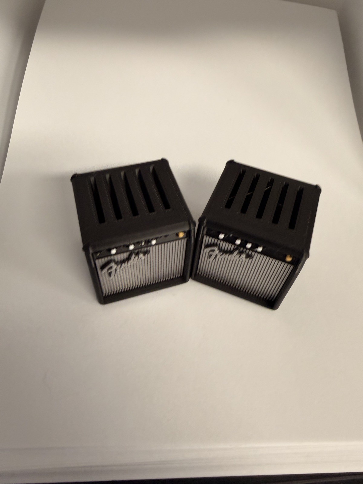 Mini Guitar Amp Pick Holder Fender (single)