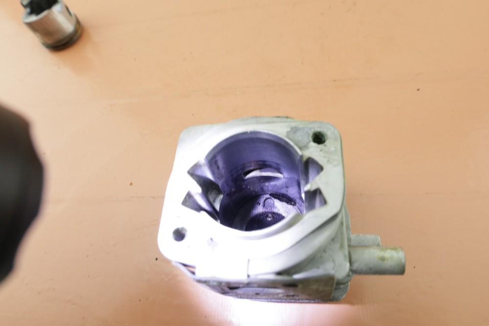 Yard-Man YM290 Blower OEM Cylinder & Piston