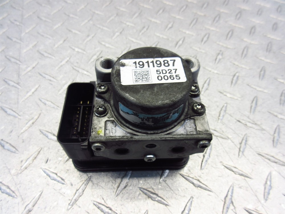 2016 15-18 Indian Chieftain ABS Pump Control Module OEM