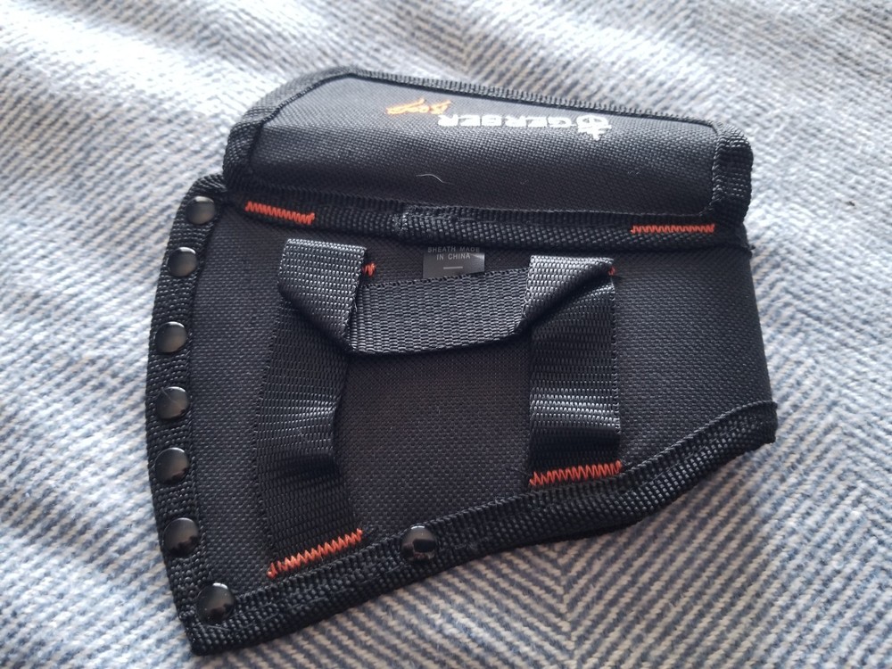 Bear Grylls Hatchet