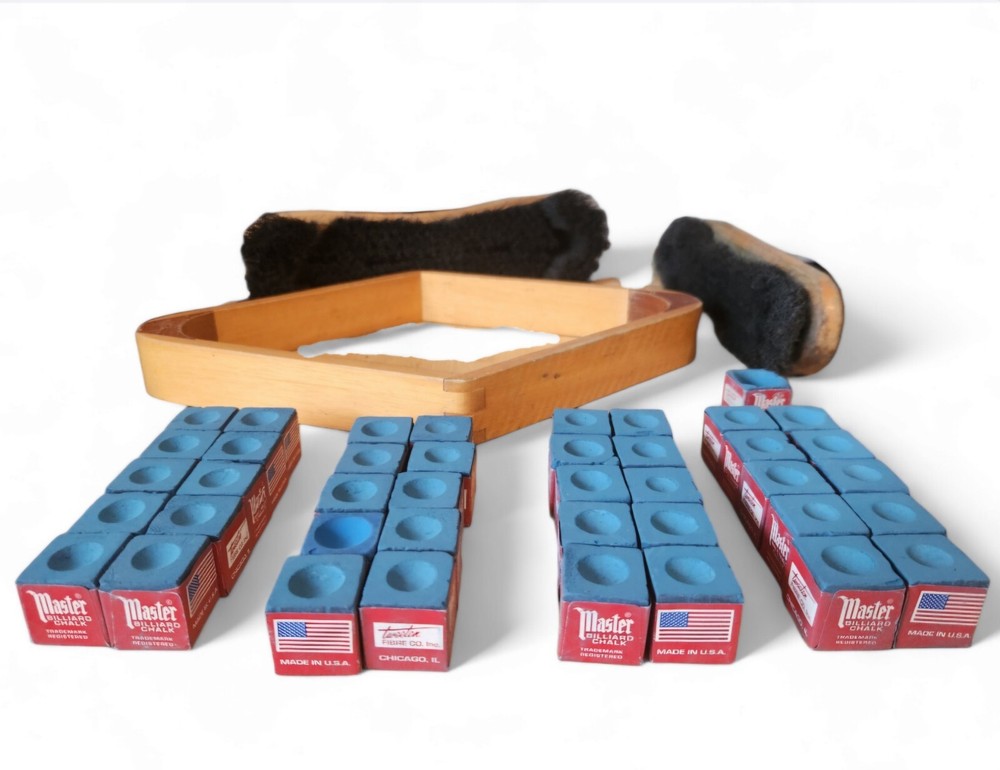 ( 40pcs ) SKY BLUE MASTER CHALK WITH 2 BRUSHES AND DIAMOND RACK
