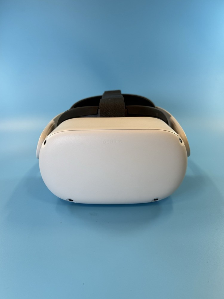 Meta Quest 2 Virtual Reality Headset KW49CM White
