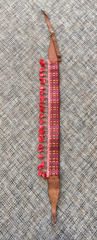 Vintage Used Unbranded Guitar Strap