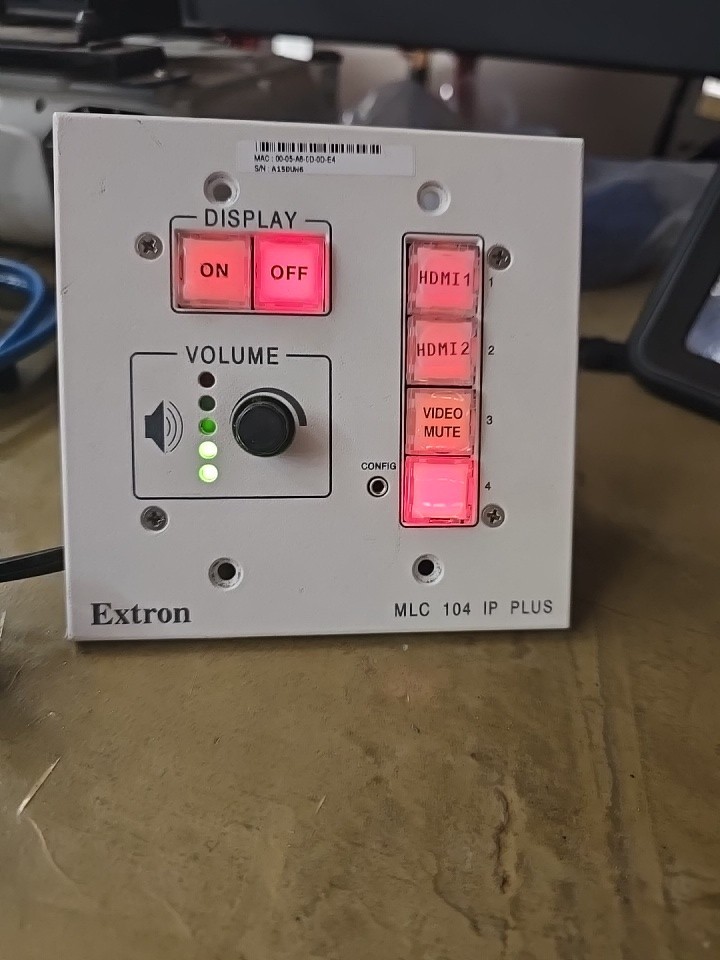 Extron Electronics MLC 104 IP Plus MediaLink Button Controller