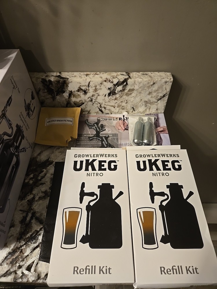 GrowlerWerks Perfectwerks UKeg Nitro Cold Brew Coffee Maker 1.9L Bundle LOOK!!!