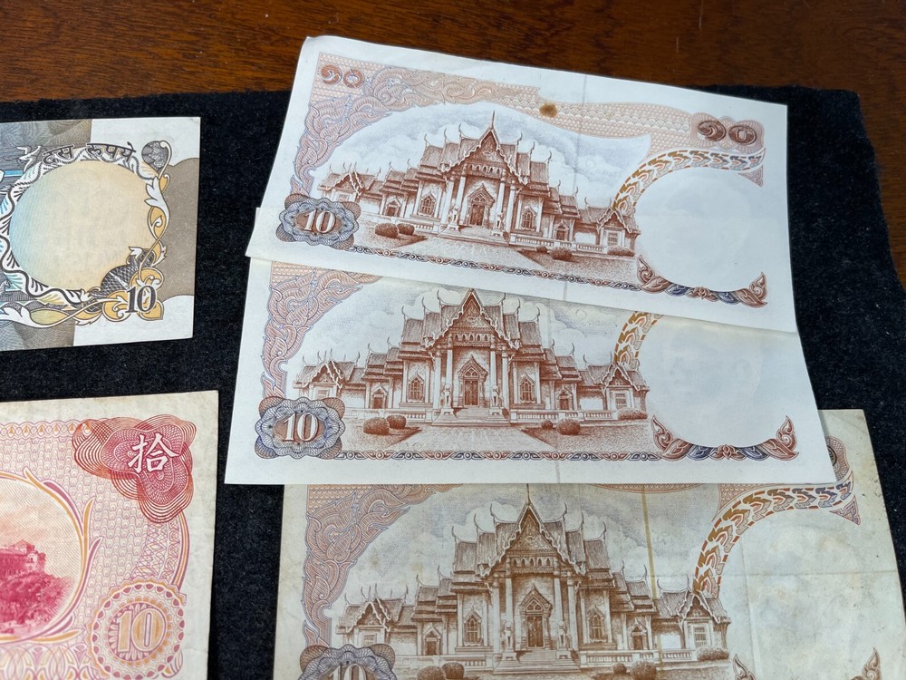 Assorted Asian Countries Banknotes Lot